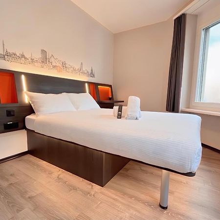 Easyhotel Zuerich Main Station 外观 照片