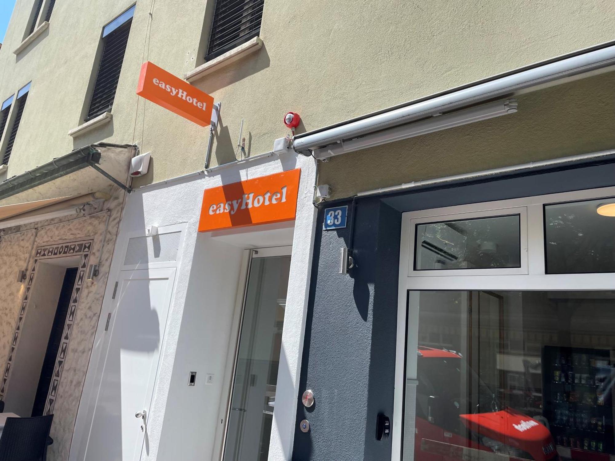 Easyhotel Zuerich Main Station 外观 照片