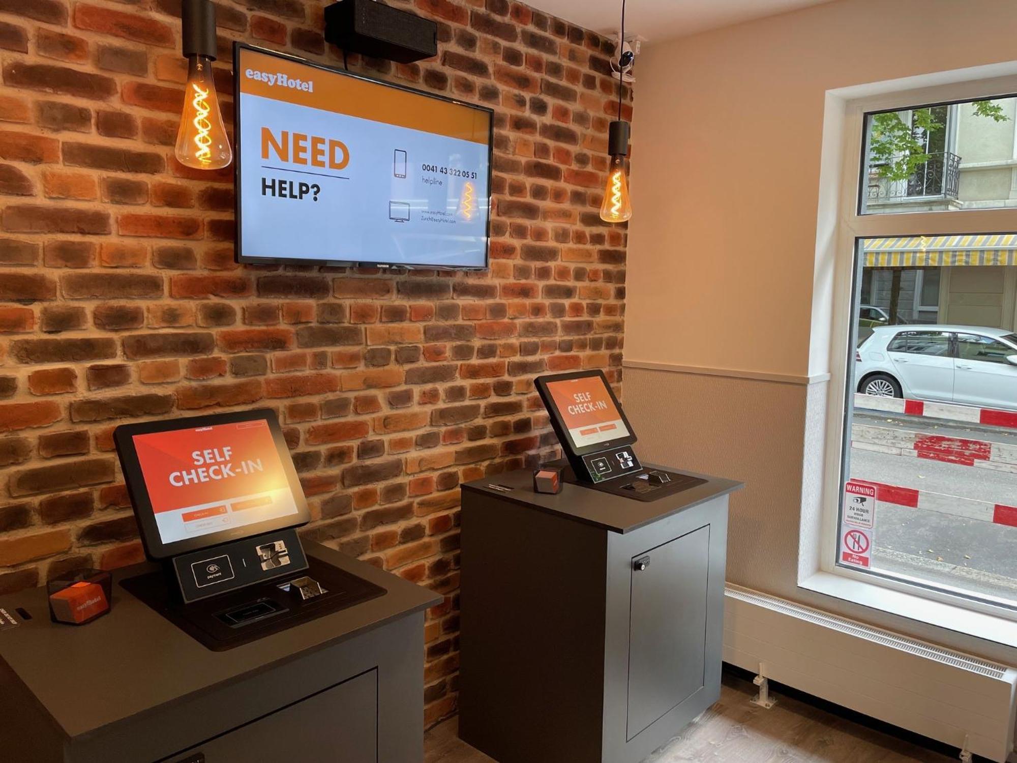 Easyhotel Zuerich Main Station 外观 照片
