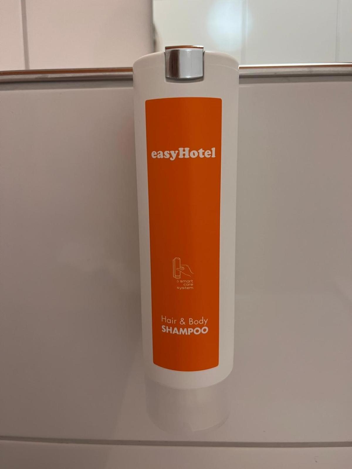 Easyhotel Zuerich Main Station 外观 照片