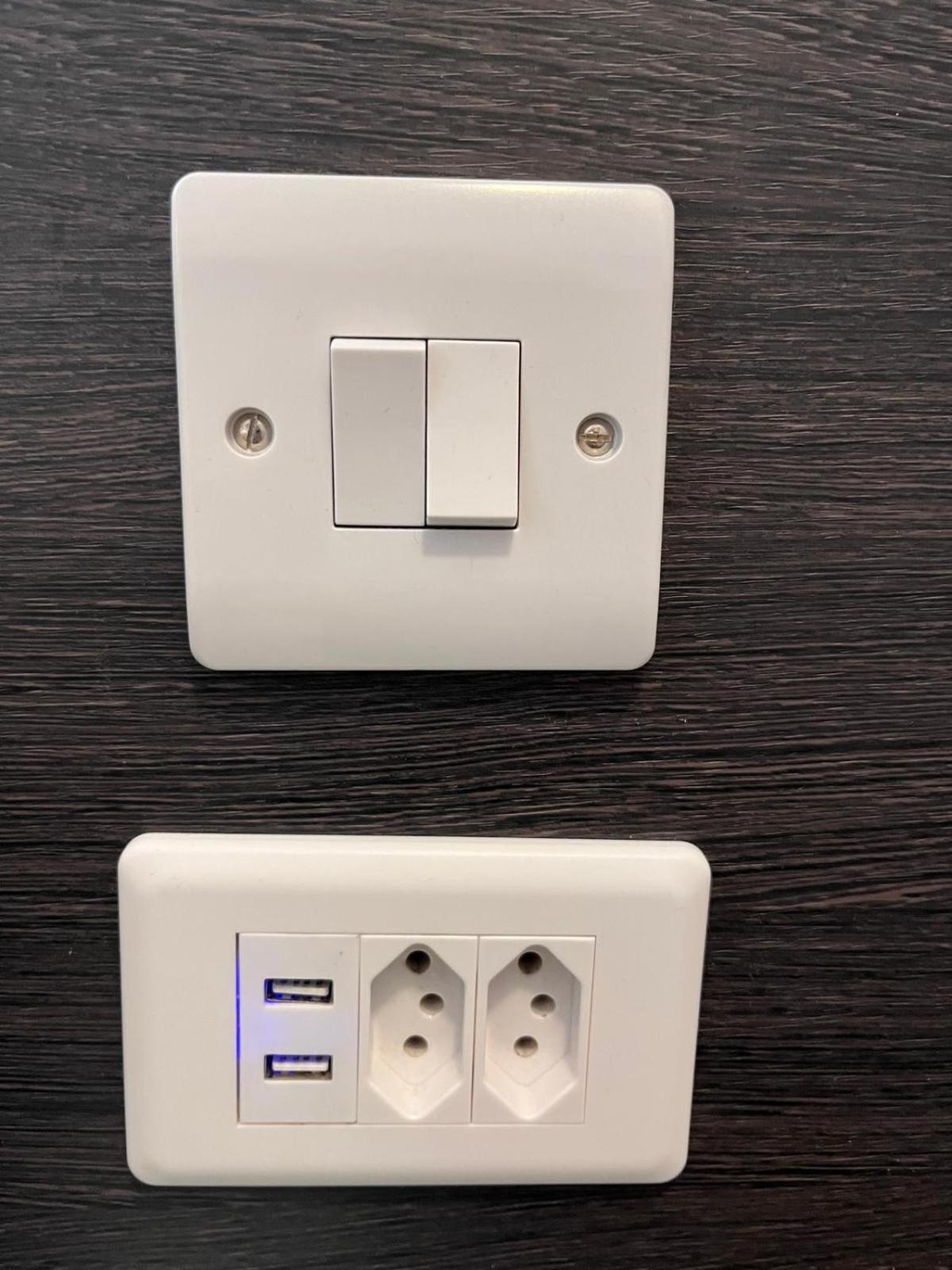 Easyhotel Zuerich Main Station 外观 照片